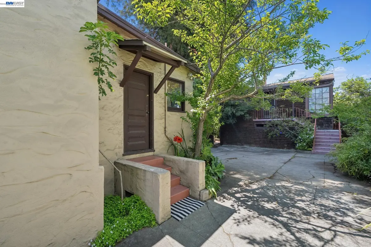 4989 SHAFTER AVENUE, Oakland, CA 94609 - #1