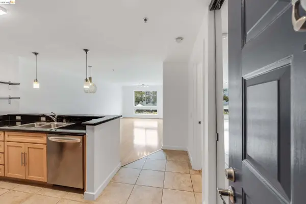 6400 Christie Ave  #4225, EMERYVILLE, CA 94608