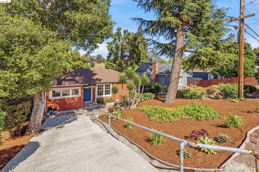 8108 Greenly Dr, Oakland, CA 94605 - #2