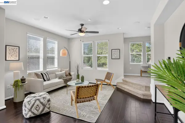 140 Selby Ln  #8, LIVERMORE, CA 94551