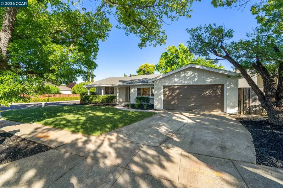 1948 Risdon Rd, Concord, CA 94518 - #2