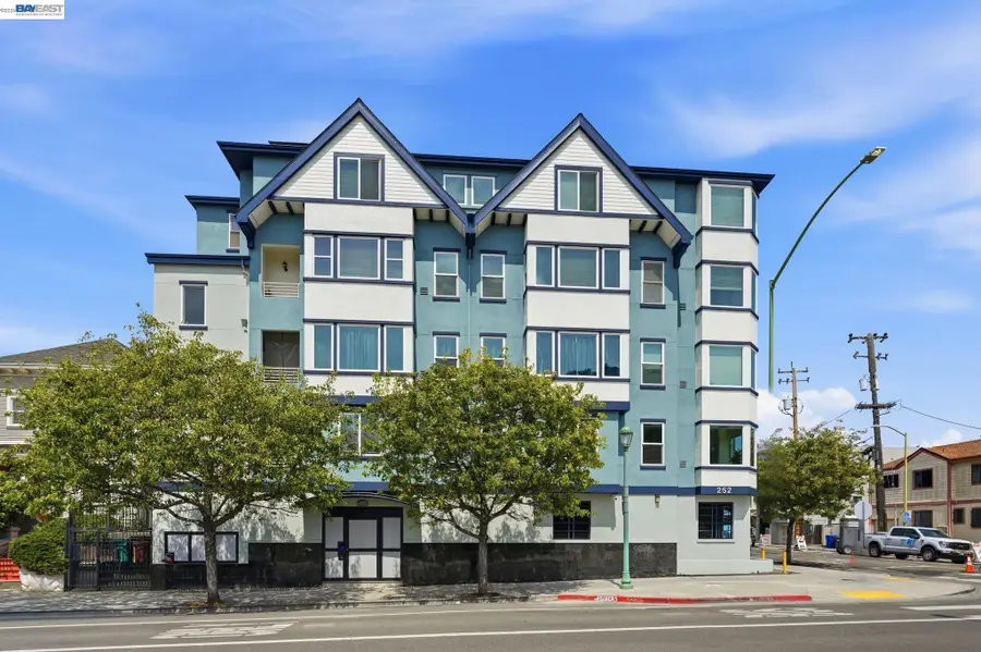 252 International Blvd  #303, Oakland, CA 94606 - #2