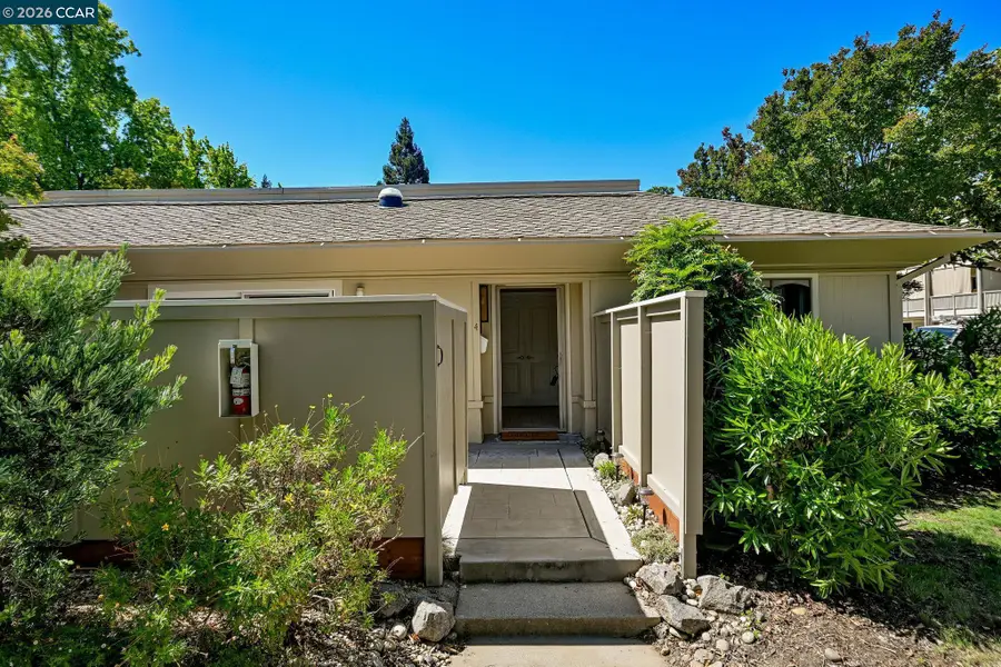 2233 Pine Knoll Dr  #4, Walnut Creek, CA 94595 - #3