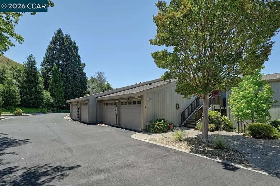 2705 Saklan Indian Dr  #4, Walnut Creek, CA 94595 - #2