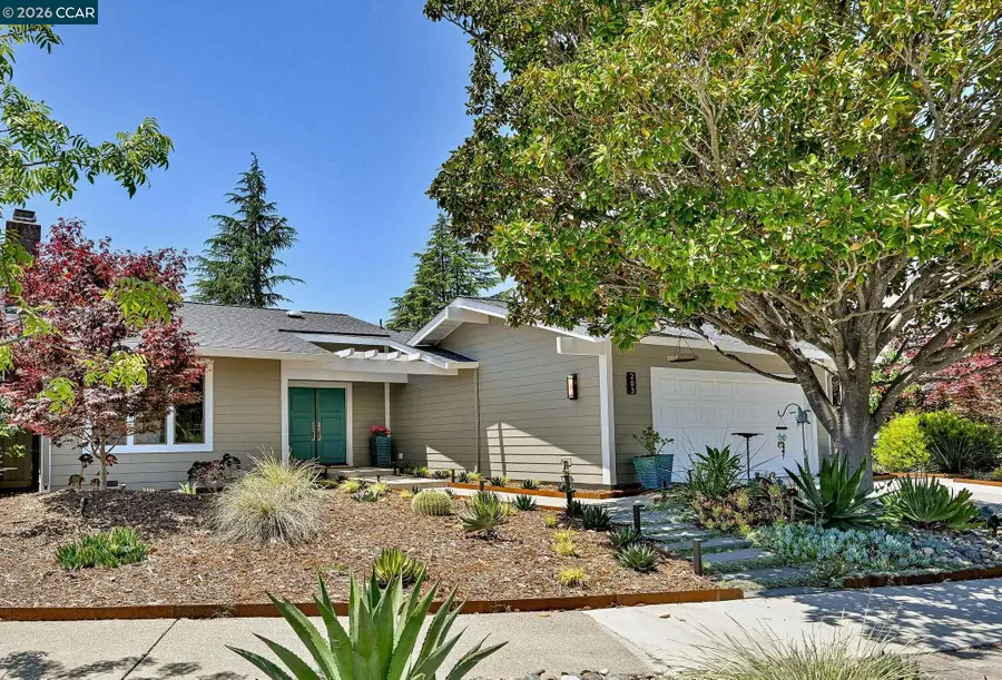 203 Berkshire Ct, Danville, CA 94526 - #2