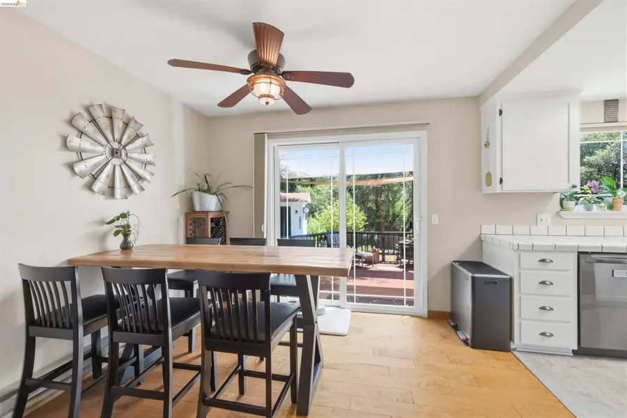 21781 Paseo De Los Portales, Sonora, CA 95370 - #2