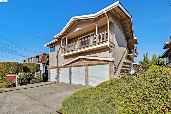 1120 Hollywood Ave  #1, OAKLAND, CA 94602