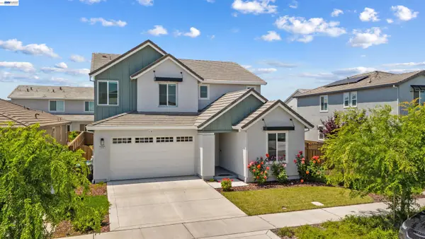 3482 Dobbins Ct, LATHROP, CA 95330