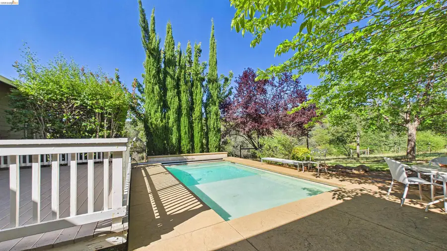15925 Parkridge Ave, Sonora, CA 95370 - #3