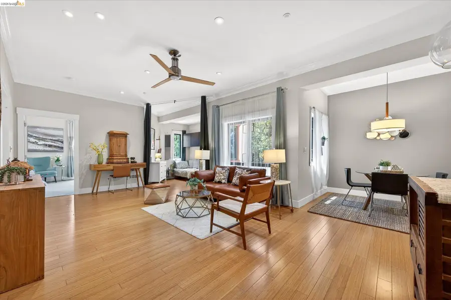 574 48th st  #403, Oakland, CA 94609 - #2