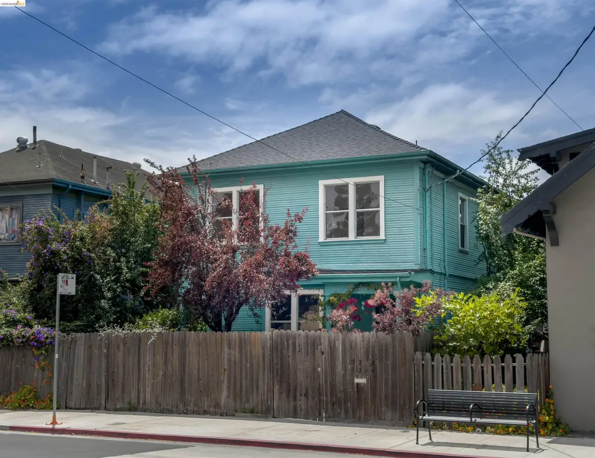 3202 Shattuck Ave, Berkeley, CA 94705 - #1