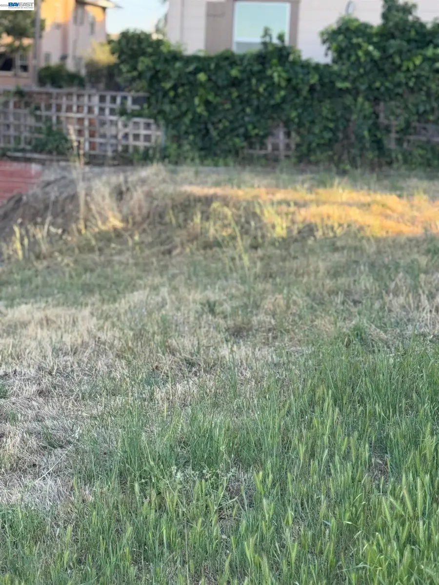 301 3rd., Antioch, CA 94509 - #2
