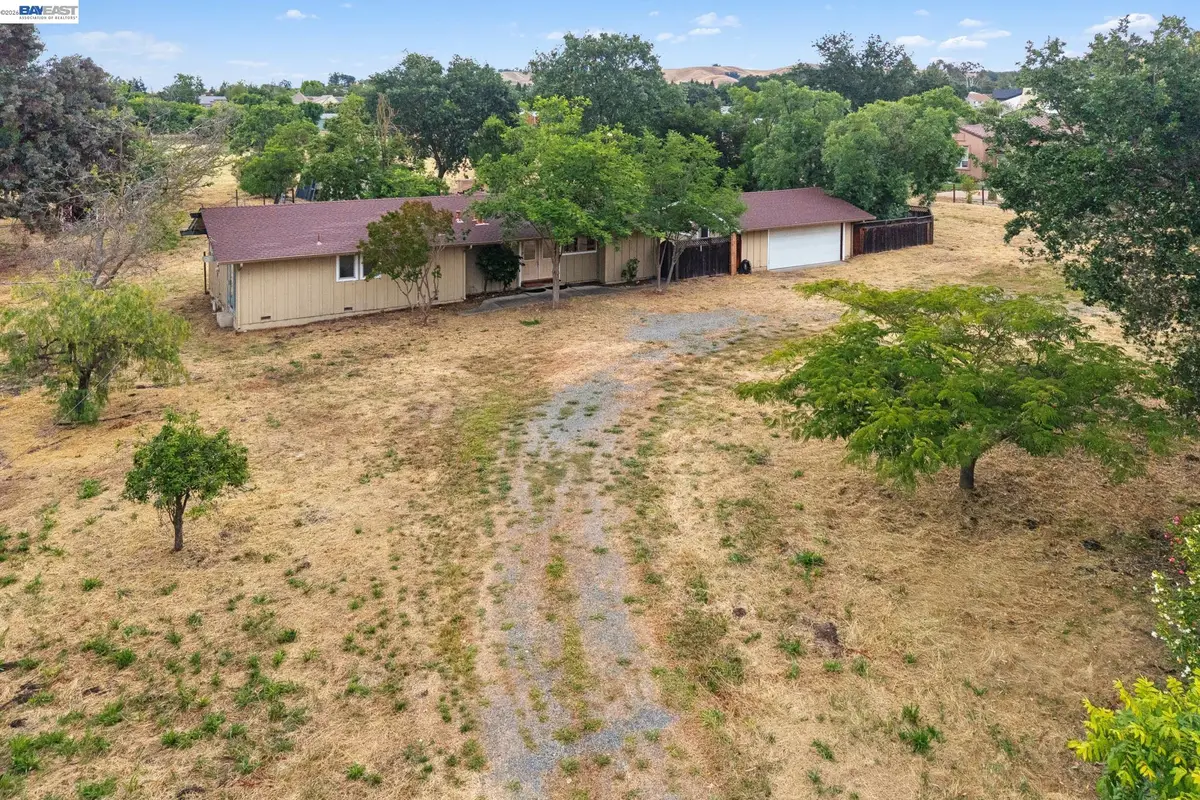 744 Mockingbird Ln, Pleasanton, CA 94566 - #1