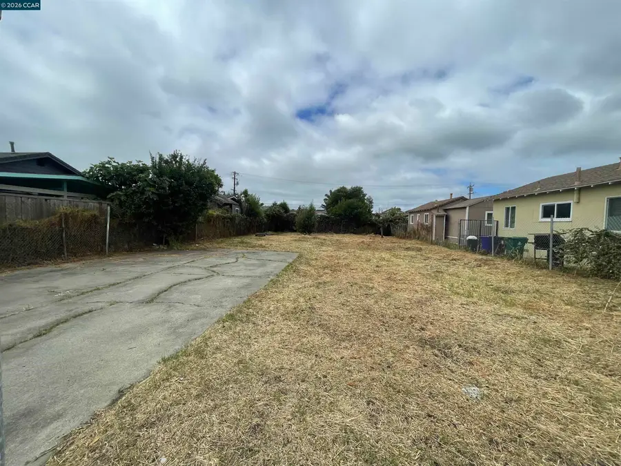 1623 Truman St, Richmond, CA 94801 - #2