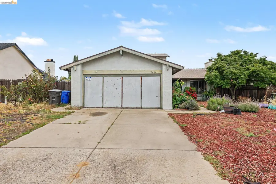 5029 Teakwood Dr, Oakley, CA 94561 - #2