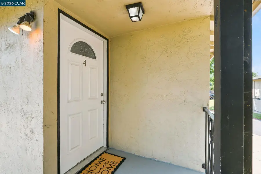1005 Mohr Ln  #4, Concord, CA 94518 - #2