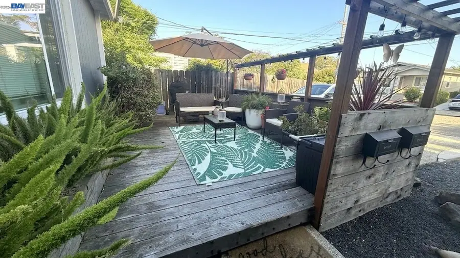 1536 Carleton St, Berkeley, CA 94703 - #2