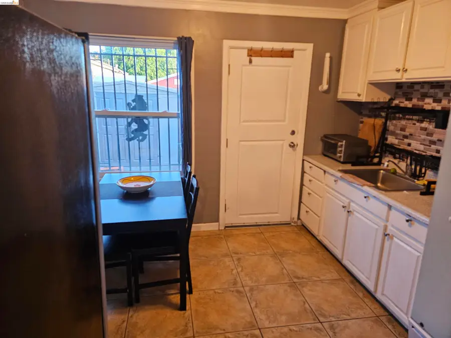 154 West Chanslor ave, Richmond, CA 94801 - #3