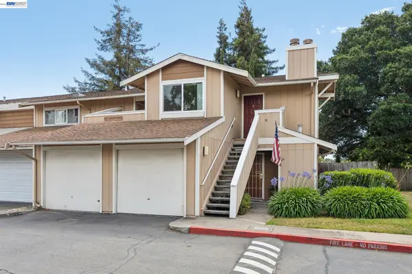 26 Raintree Ct  #30, HAYWARD, CA 94544