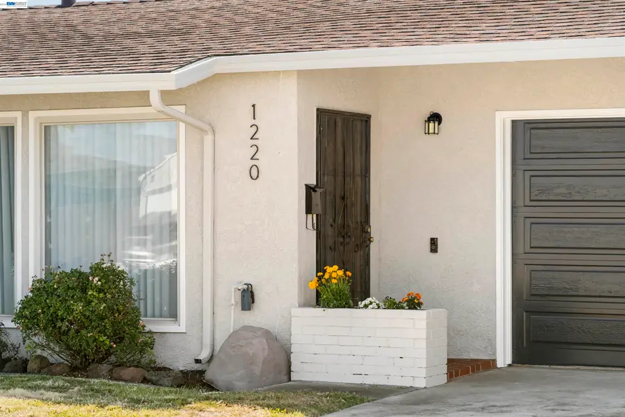 1220 Ottawa Ave, San Leandro, CA 94579 - #2