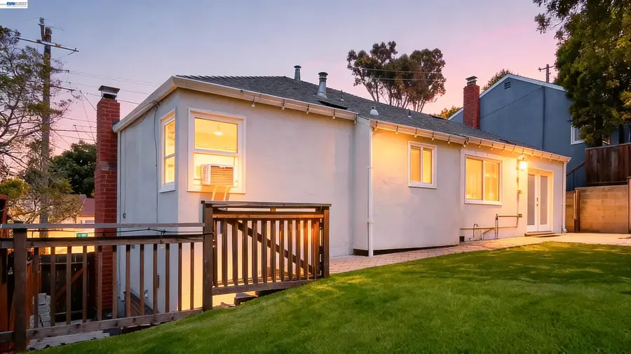 2120 Strang Ave, Castro Valley, CA 94578 - #2