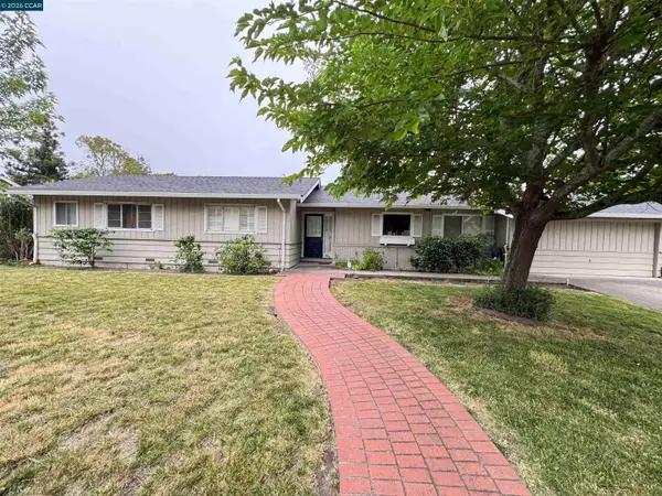 1142 Larch Ave, MORAGA, CA 94556