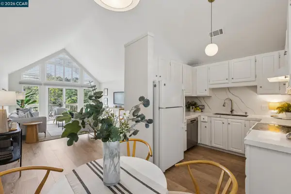 122 Ascot Ct  #B, MORAGA, CA 94556