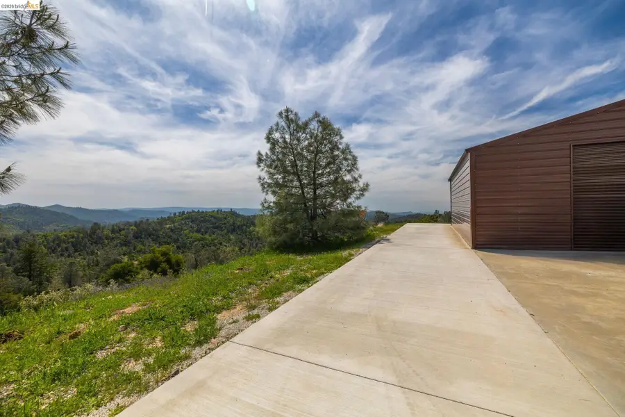 21651 Plainview Drive, Soulsbyville, CA 95372 - #3