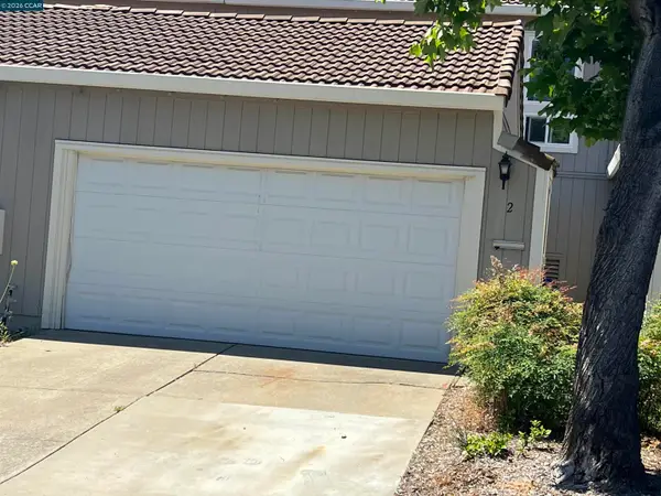 2 Tarn Ct, HERCULES, CA 94547
