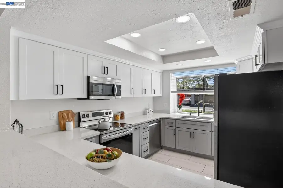6472 Buena Vista Dr  #A, Newark, CA 94560 - #2