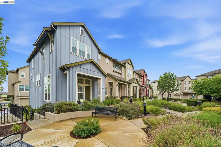 3941 Portola Cmn  #6, Livermore, CA 94551 - #3