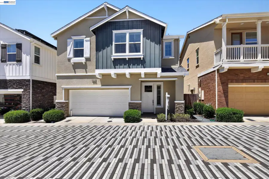 4047 St Helena Way, Dublin, CA 94568 - #2