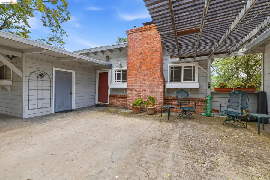 585 Jackson St, Sonora, CA 95370 - #2