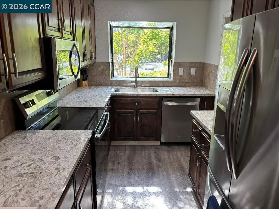 2590 Oak Rd  #250, Walnut Creek, CA 94597 - #3