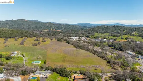 18701 Rawhide Rd, JAMESTOWN, CA 95327