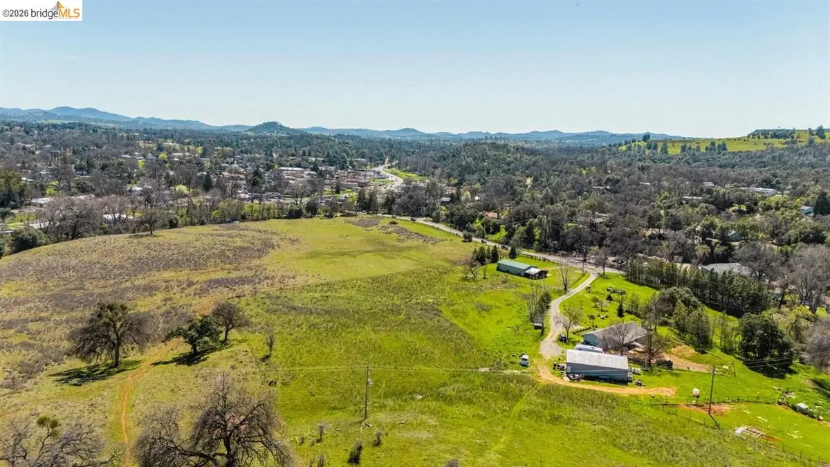 18500 Rawhide Rd, Jamestown, CA 95327 - #1