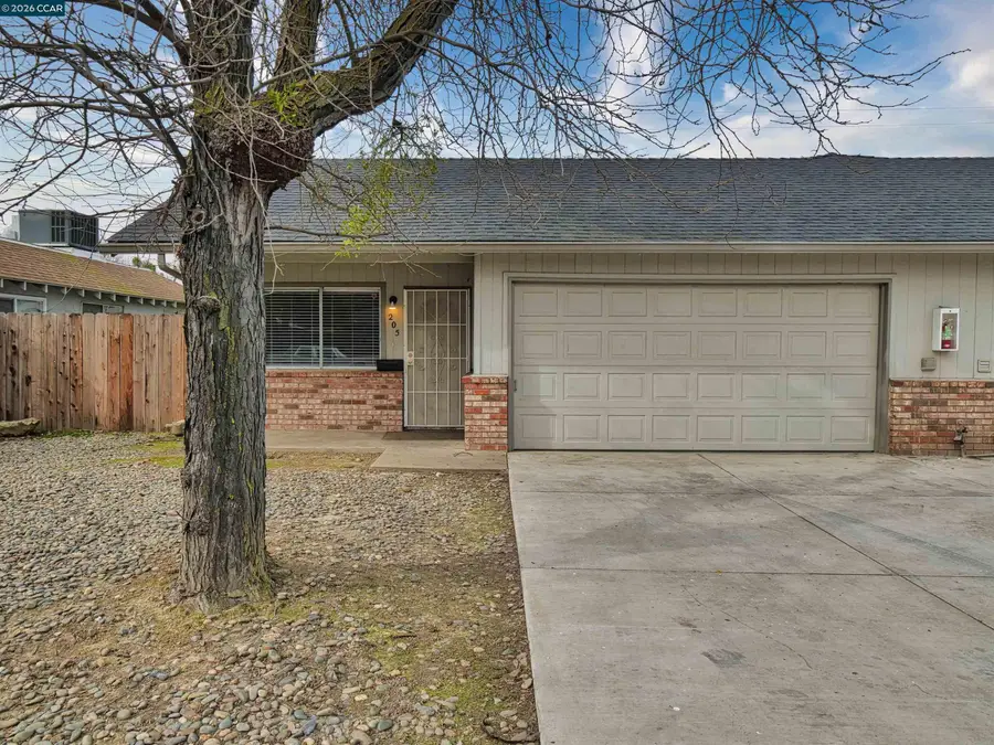 205 Kingston Lane, Modesto, CA 95354 - #3