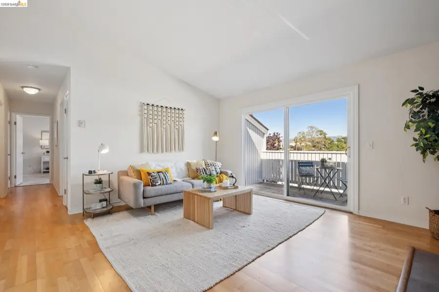 6 Schooner Ct, Richmond, CA 94804 - #3