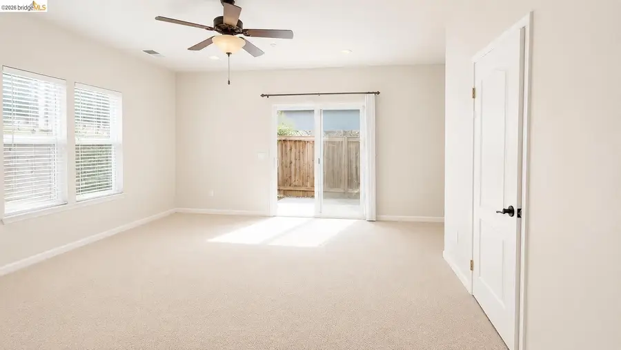 62 Brookside Dr, Cloverdale, CA 95425 - #3