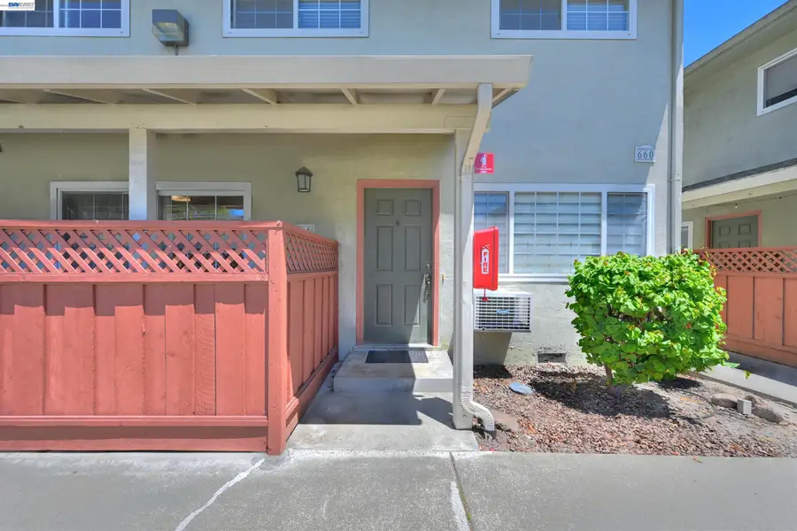 660 Fargo Ave  #6, San Leandro, CA 94579 - #2