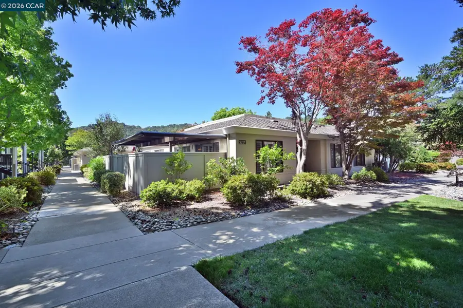 2217 Pine Knoll Dr  #3, Walnut Creek, CA 94595 - #2