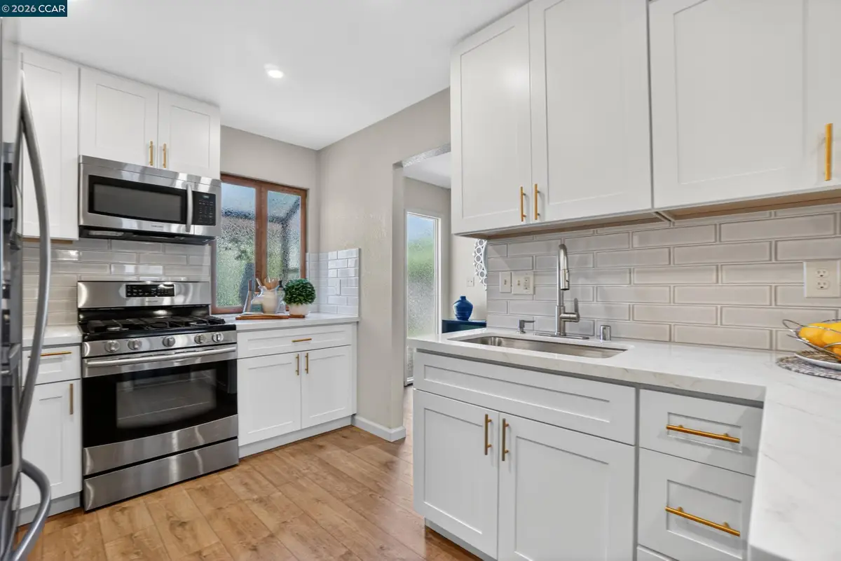 897 Marina Dr, Napa, CA 94559 - #1