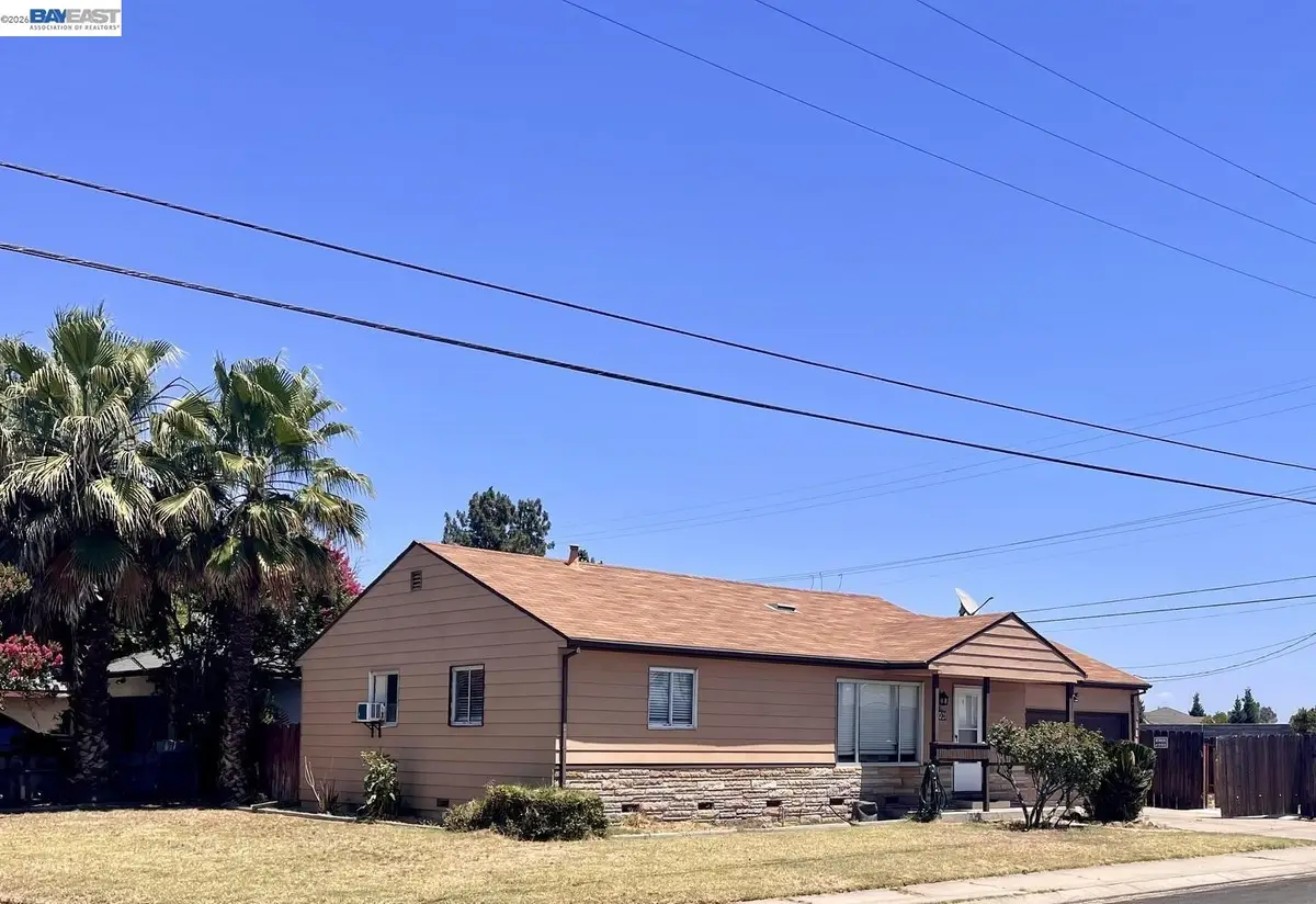 1003 Trinity St, Manteca, CA 95336 - #1