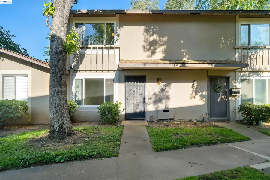 8848 La Riviera Dr  #B, Sacramento, CA 95826 - #2