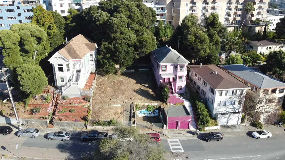 176 Orange St, Oakland, CA 94610 - #1