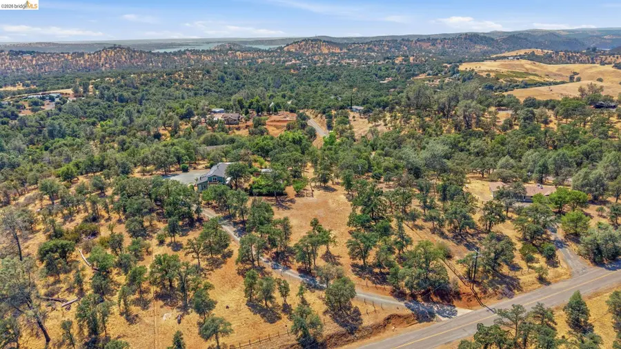 10465 Violetta Way, Coulterville, CA 95311 - #3