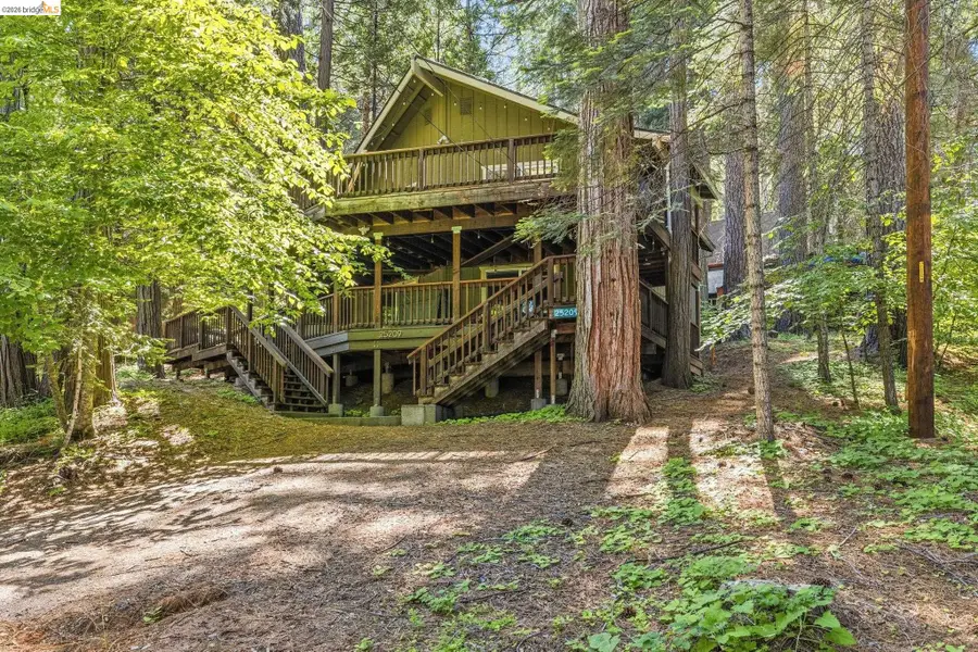 25209 E Jordan Way, Long Barn, CA 95335 - #2