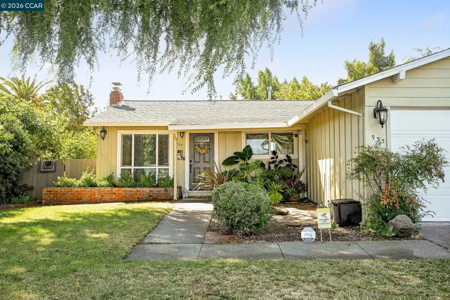 933 Santa Lucia Dr, Pleasant Hill, CA 94523 - #2