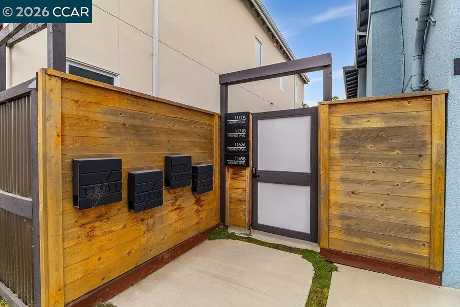 1169 Hearst Ave  #B, Berkeley, CA 94702 - #3
