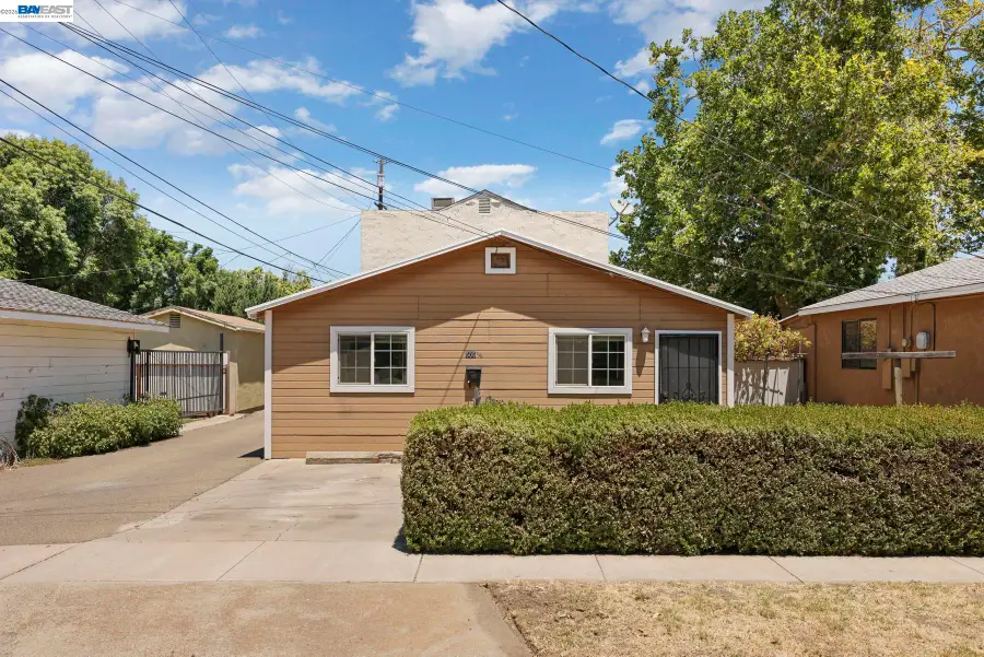 505 9Th St, Tracy, CA 95376 - #2